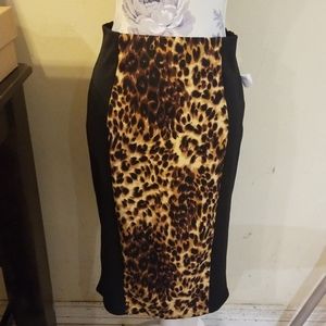 Hot Gal pencil skirt, black n animal print sz L